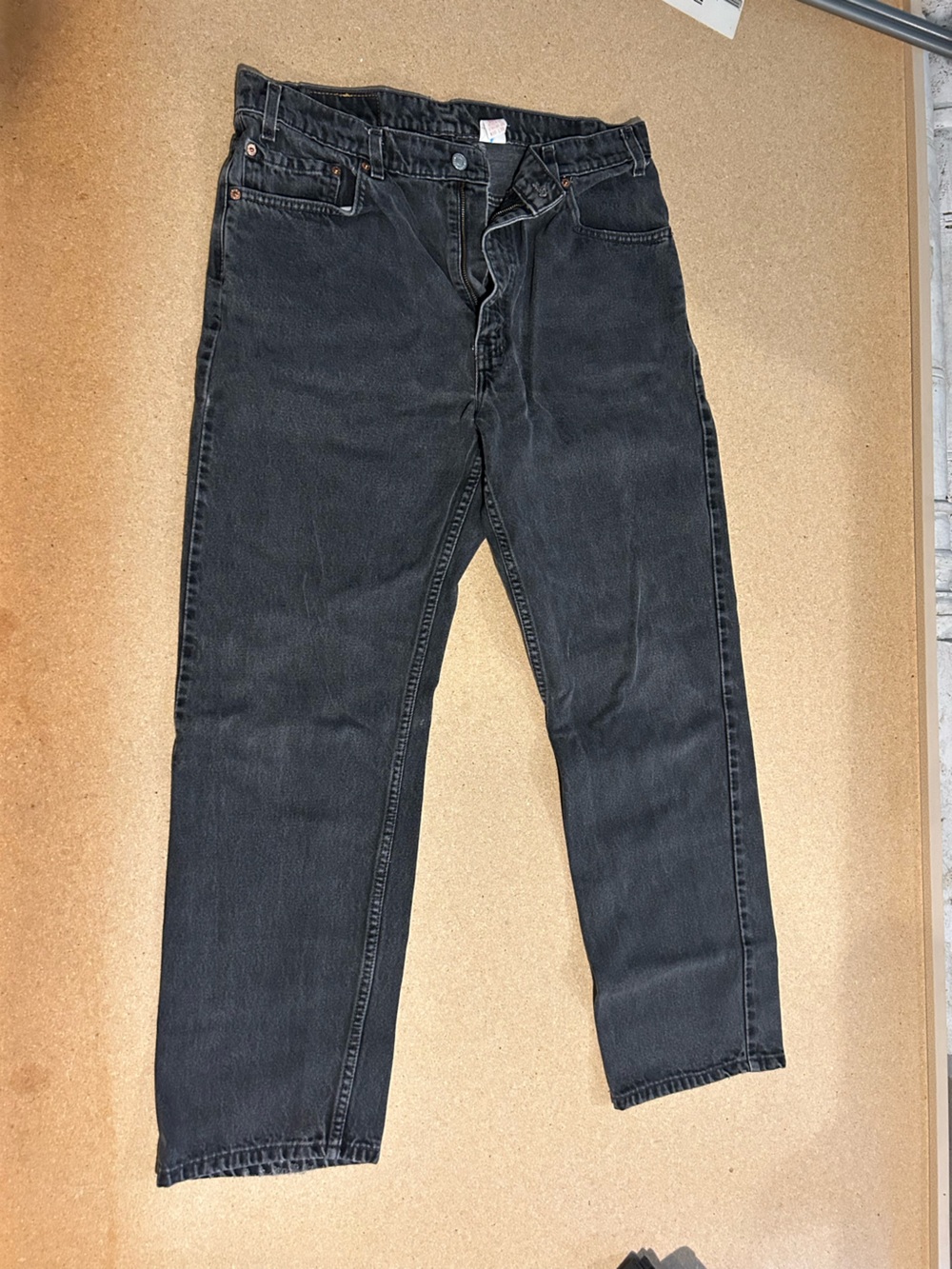 Levi's Men's Black Relaxed Fit Jeans